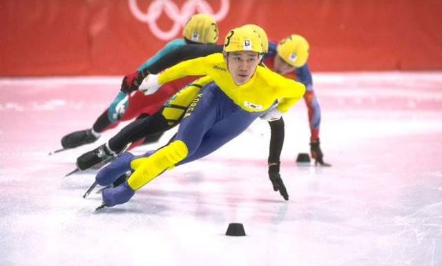 5拦截3解围，官方：赫拉芬贝赫当选利物浦vs国米一役全场最佳